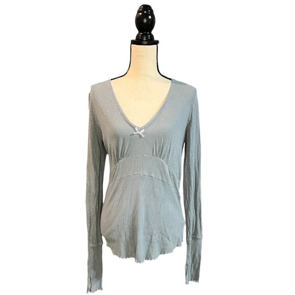 NWT We The Free Wynona Tee Women's Size Large Blue Deep V-Neck LS by Free People - Picture 2 of 9